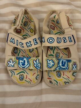 Zara Disney Mickey Mouse Cream Kids Sandals with Colorful Print| Size: 8.5